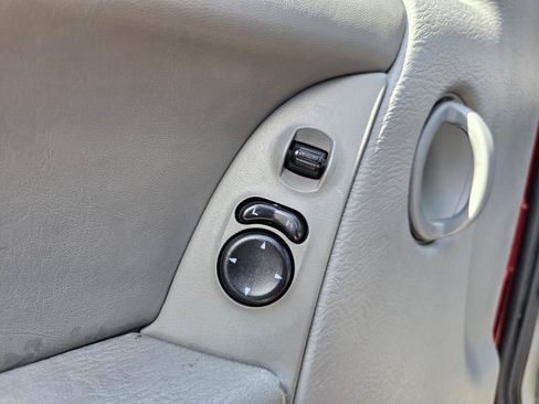 Used 2006 Jeep Liberty Sport AWD/4WD image 5