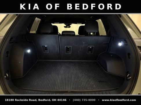 Used 2025 Chevrolet Equinox LT w/ Convenience Package II FWD image 12