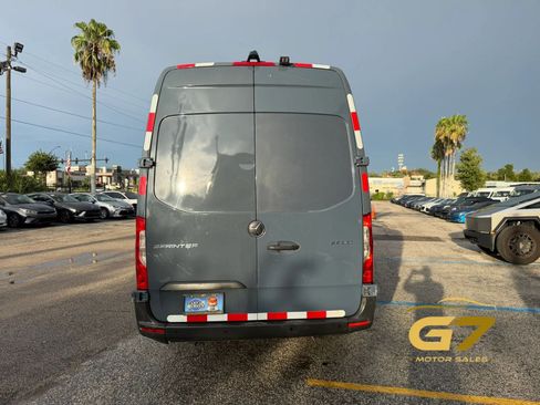 Used 2019 Mercedes-Benz Sprinter 170 image 15