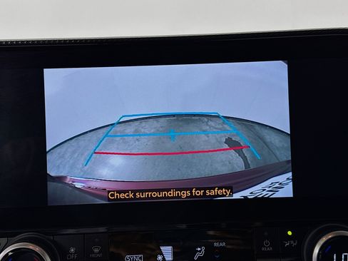 Certified 2024 Toyota Highlander XSE AWD/4WD image 13
