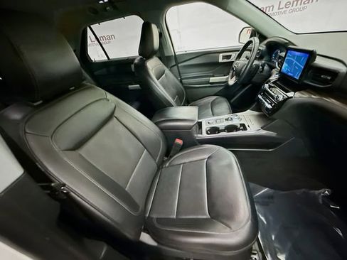 Certified 2021 Ford Explorer Limited w/ Equipment Group 301A AWD/4WD image 29