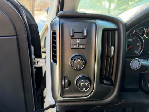 Used 2015 Chevrolet Silverado 2500 LT image 22