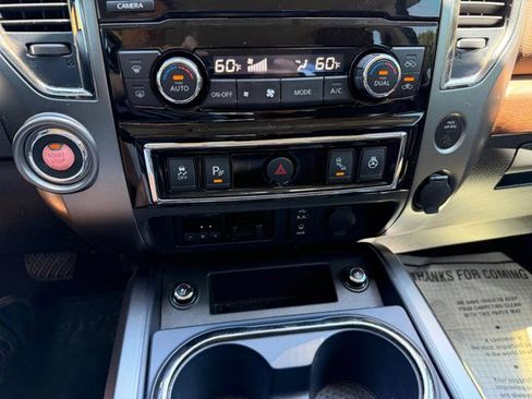 Used 2017 Nissan Titan Platinum Reserve RWD image 28