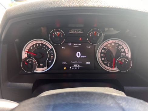 Used 2018 RAM 1500 Big Horn AWD/4WD image 29