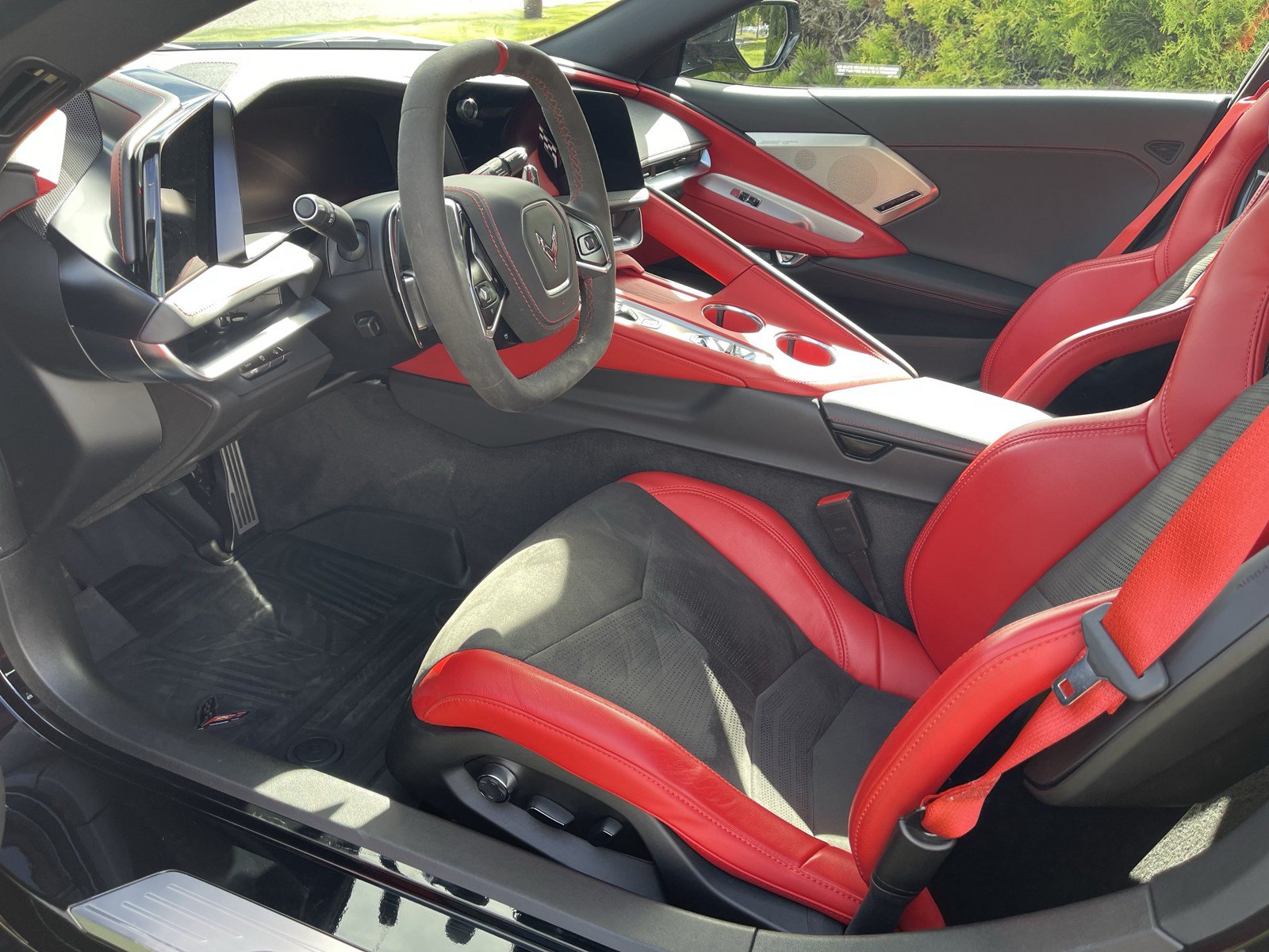 Used 2026 Chevrolet Corvette Stingray Preferred Cpe w/ Z51 Performance Package RWD image 9