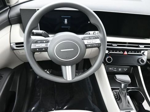 New 2026 Hyundai Tucson SEL image 13