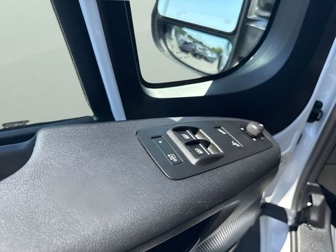 Used 2026 RAM ProMaster 2500 w/ Convenience Group FWD image 23