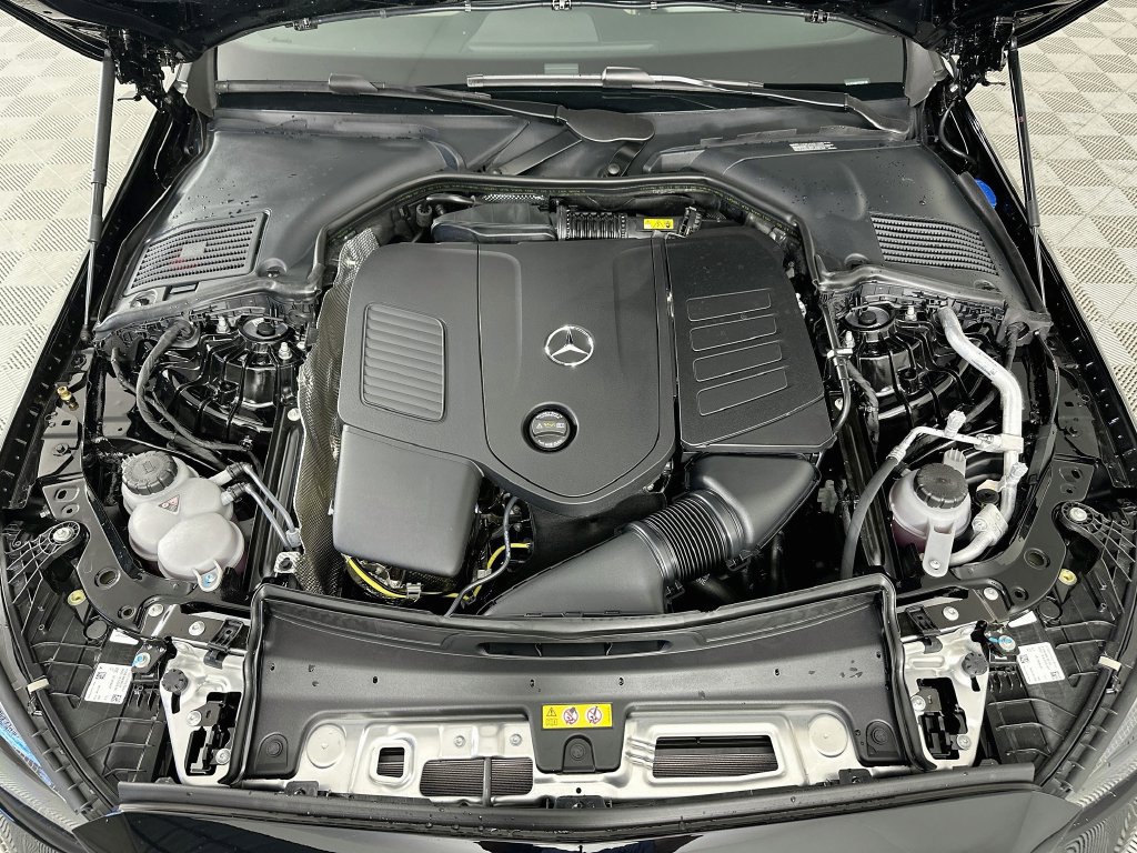Used 2026 Mercedes-Benz C 300 Sedan image 32