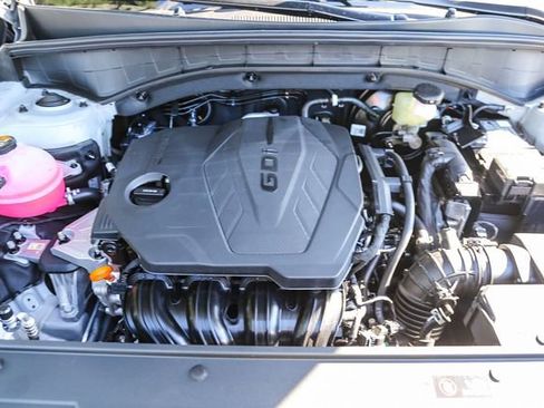 New 2025 Kia Sorento S image 13