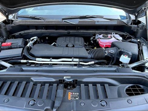 New 2025 Chevrolet Silverado 1500 Custom AWD/4WD image 11