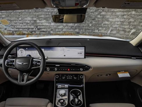 New 2026 Genesis GV70 2.5T image 10