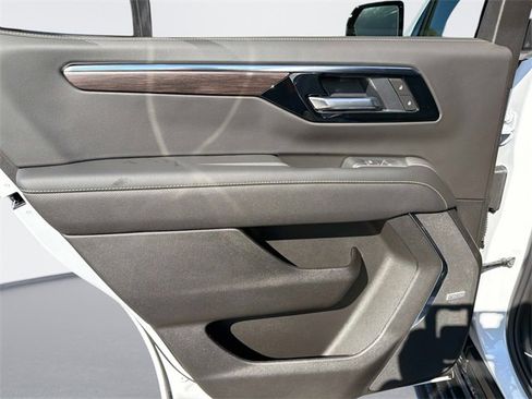 New 2026 Chevrolet Tahoe Premier image 13