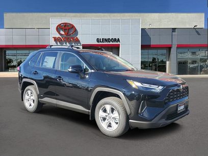 New 2025 Toyota RAV4 XLE