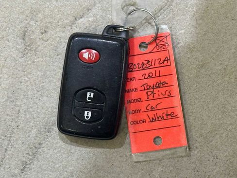 Used 2011 Toyota Prius Two image 30