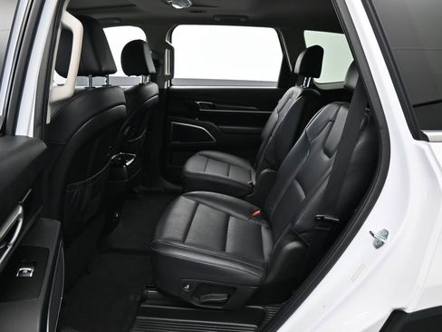 Used 2024 Kia Telluride S w/ S Sunroof Package FWD image 34