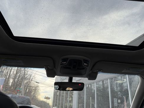 Used 2020 Subaru Legacy Limited image 16