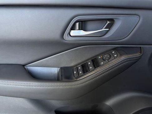 New 2026 Nissan Rogue SV FWD image 11