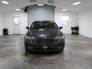 Used 2020 Ford Fusion SE video 3