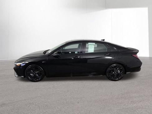 Certified 2025 Hyundai Elantra N Line FWD image 16