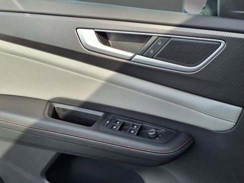 Used 2024 Volkswagen Atlas Peak Edition SE image 63