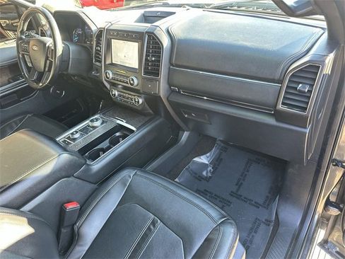 Used 2021 Ford Expedition Limited image 28