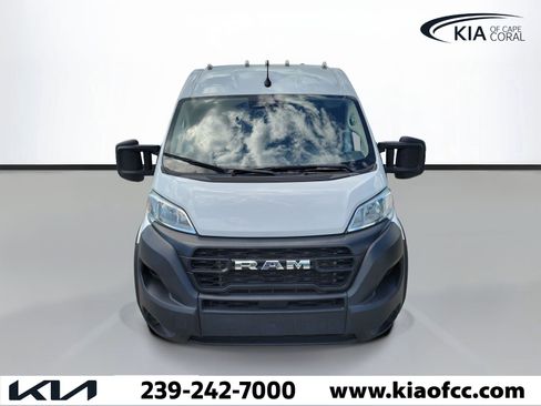 Used 2023 RAM ProMaster 2500 FWD image 2