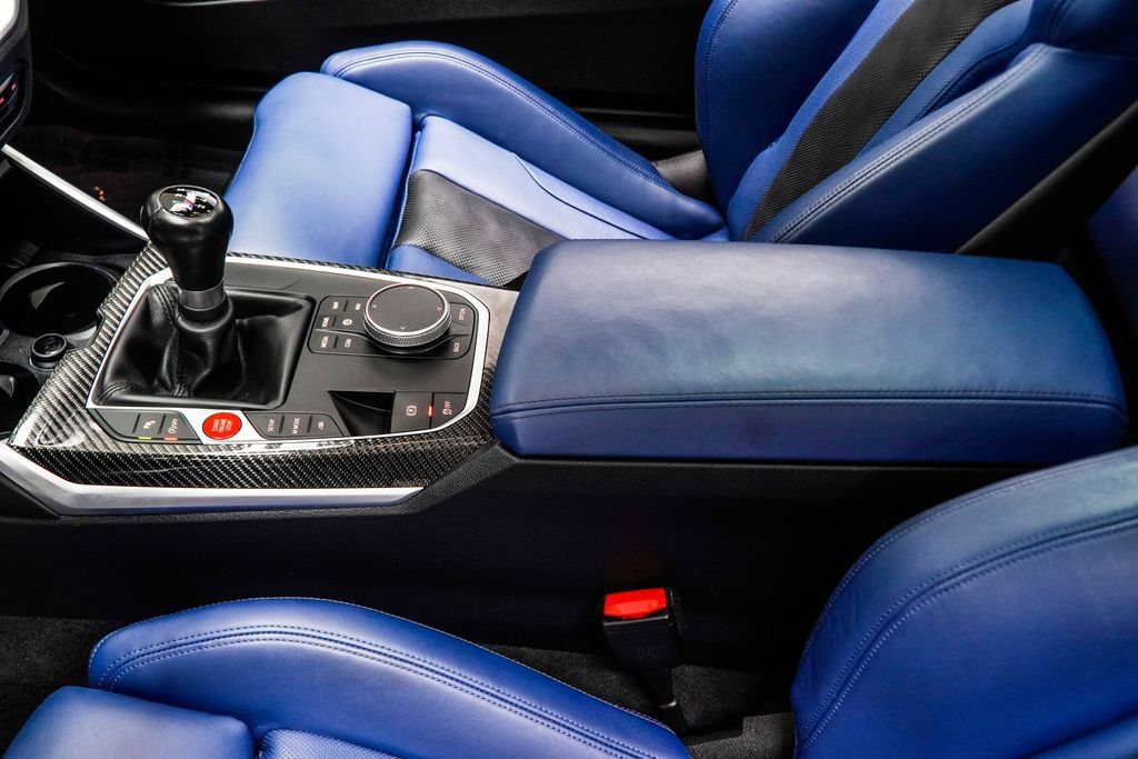 Used 2022 BMW M4 Coupe w/ Executive Package RWD image 27