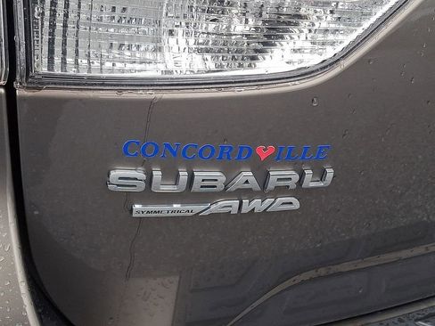 Used 2019 Subaru Forester Touring image 32