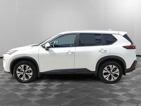 Used 2023 Nissan Rogue SV w/ SV Premium Package AWD/4WD image 3