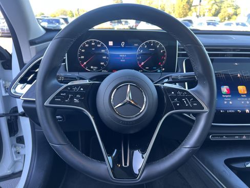 Certified 2024 Mercedes-Benz E 350 4MATIC Sedan image 18
