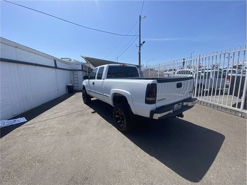 Used 2001 GMC Sierra 1500 4x4 Extended Cab w/ SLT Marketing Option Pkg image 5