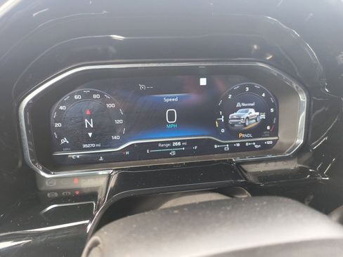 Used 2023 Chevrolet Silverado 1500 LT image 11