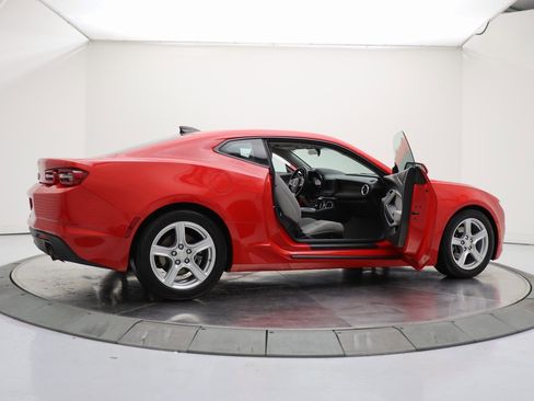 Used 2023 Chevrolet Camaro LT image 16