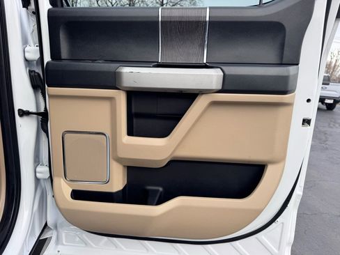 Used 2021 Ford F250 Lariat w/ Lariat Ultimate Package image 30