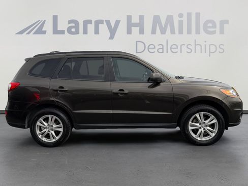 Used 2011 Hyundai Santa Fe SE image 6
