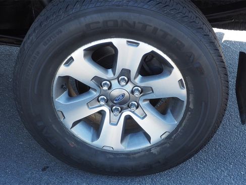 Used 2014 Ford F150 FX4 w/ Equipment Group 401A Mid image 9