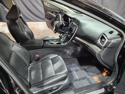 Used 2022 Nissan Maxima SV w/ Floor Mat Group image 12