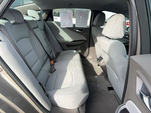 Certified 2022 Chevrolet Malibu LT image 9