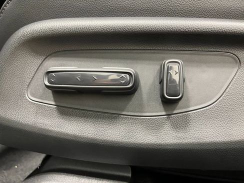 New 2026 Honda HR-V EX-L image 14