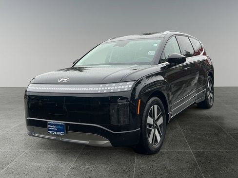 Certified 2026 Hyundai Ioniq 9 SEL AWD/4WD image 3