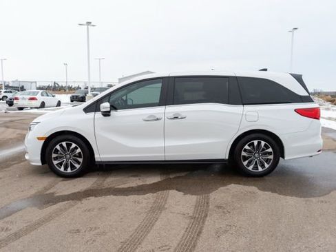 Used 2024 Honda Odyssey EX-L image 4