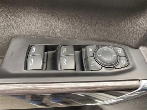 Certified 2021 Chevrolet Silverado 1500 LTZ image 12