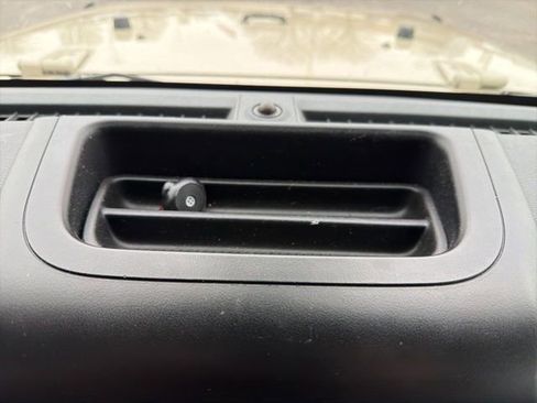 Used 2018 Jeep Wrangler Unlimited Sahara image 20