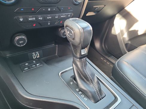 Used 2019 Ford Ranger Lariat w/ Equipment Group 501A Mid RWD image 28