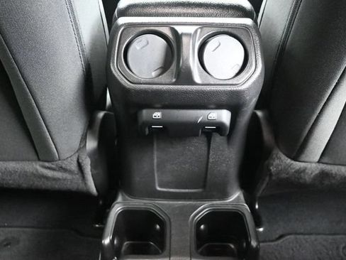 Used 2022 Jeep Wrangler Unlimited Sport AWD/4WD image 15