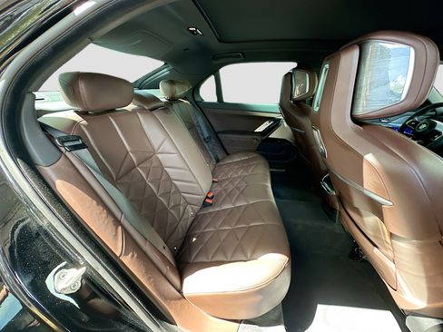 Certified 2024 BMW 740i 740i image 29