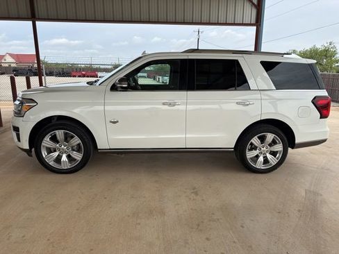 Used 2022 Ford Expedition King Ranch AWD/4WD image 4
