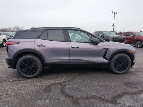 New 2026 Chevrolet Blazer EV LT AWD/4WD image 8