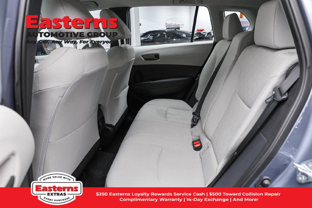 Used 2025 Toyota Corolla Cross L FWD image 21