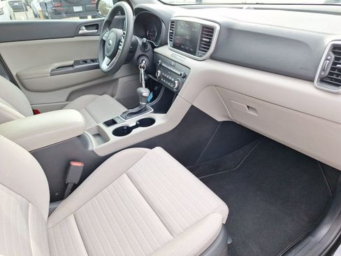 Used 2021 Kia Sportage LX w/ LX Fwd Popular Package image 32